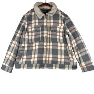 Noble Outfitters Women's Sherpa‎ Lined Plaid Jacket 3X Gray Brown Fleece Collar